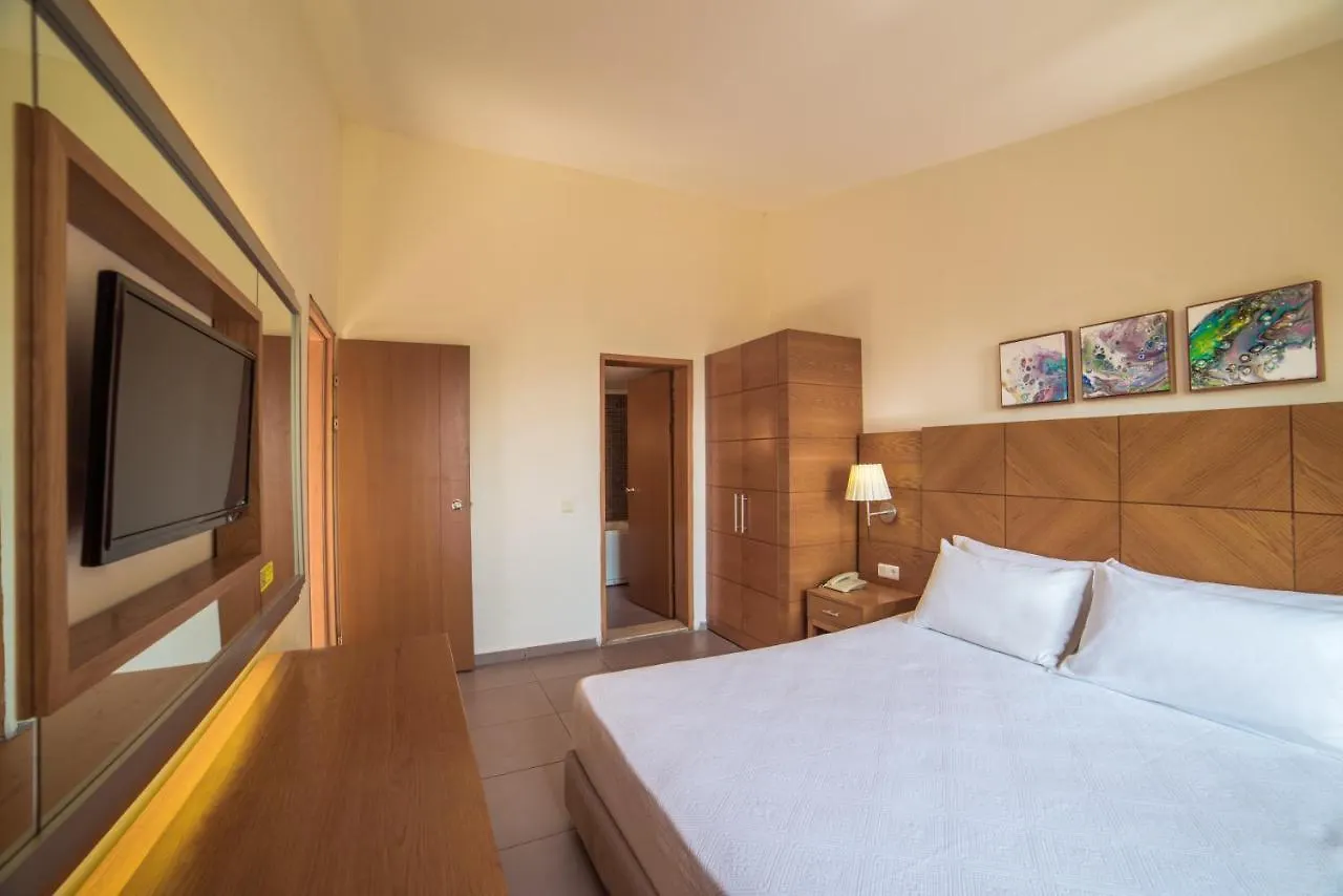 Pine Bay Holiday Resort Kusadasi 5*,