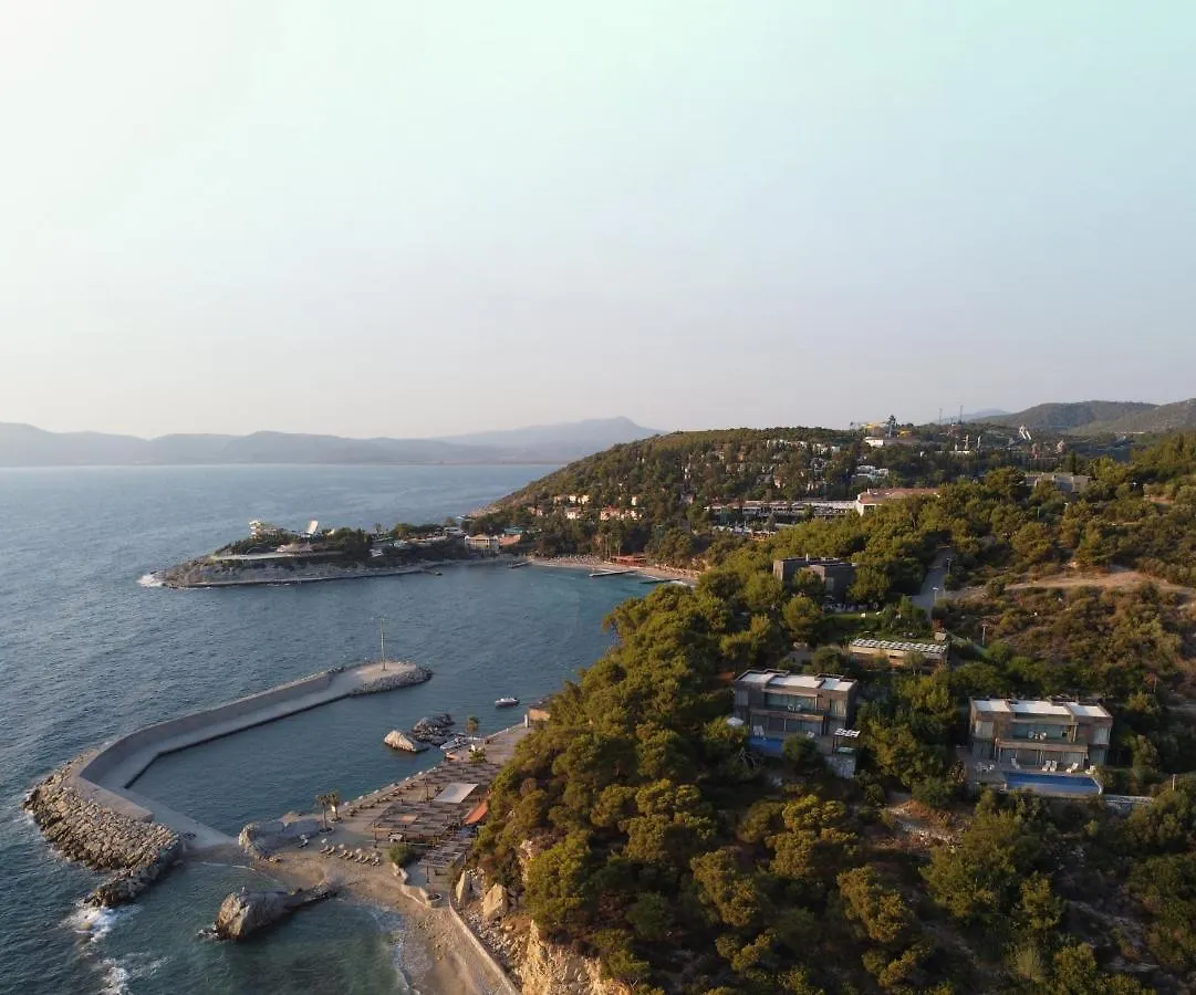Pine Bay Holiday Resort Kusadasi 5*,