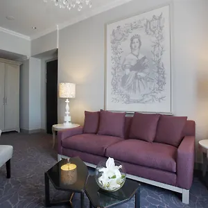 https://queen-victoria-hotel.hotels-capetown.com